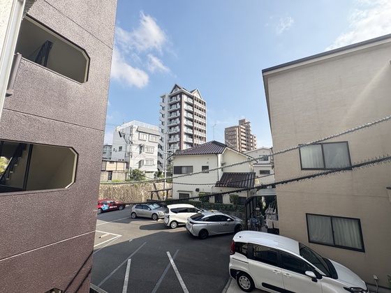 charel白島九軒町