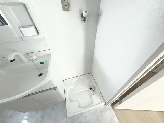 charel白島九軒町