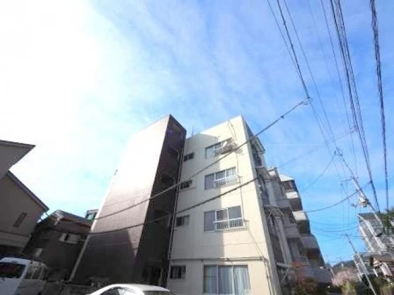 charel白島九軒町