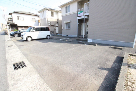 メゾンニューライフA棟