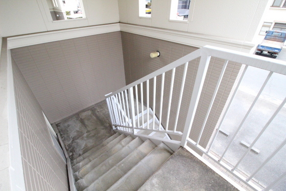 メゾンニューライフA棟