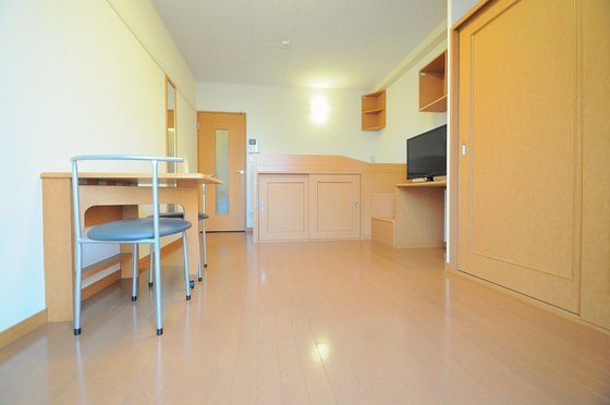 レオパレスひかり