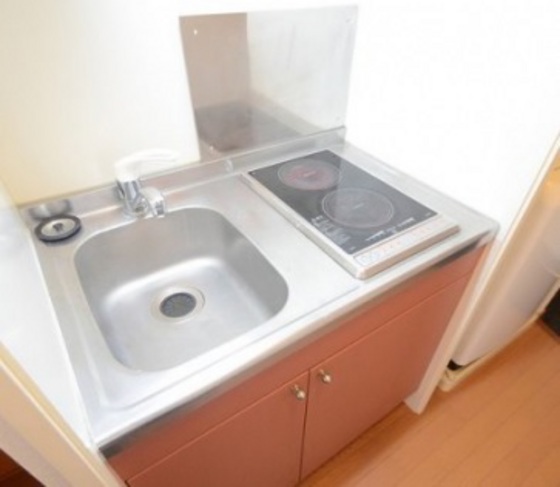 レオパレスひかり