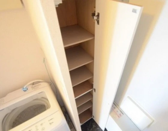 レオパレスひかり