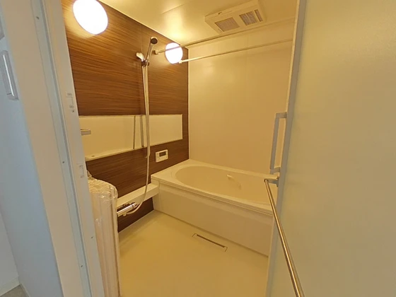 掲載写真は同マンション別部屋参考写真となります。