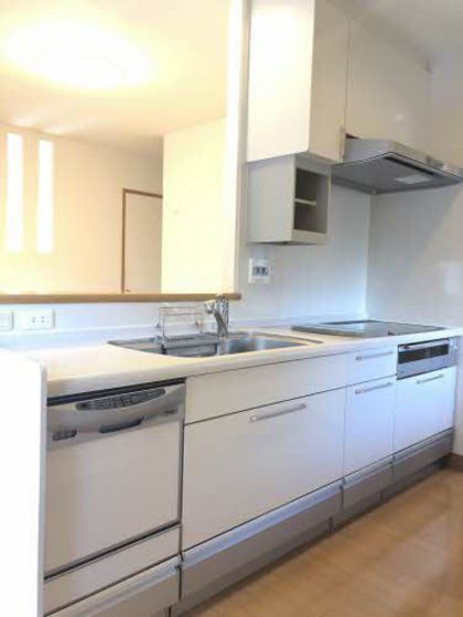 コモンシティ瀬戸8号貸家