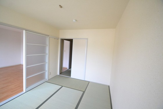 フレグランス中山上