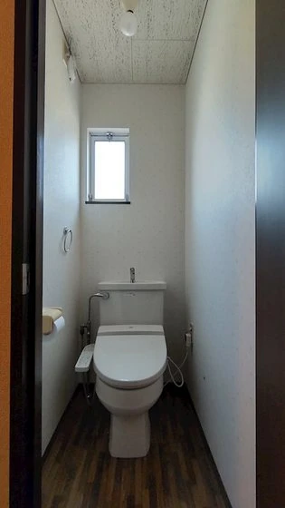 ドミ・アゼリアⅡ D