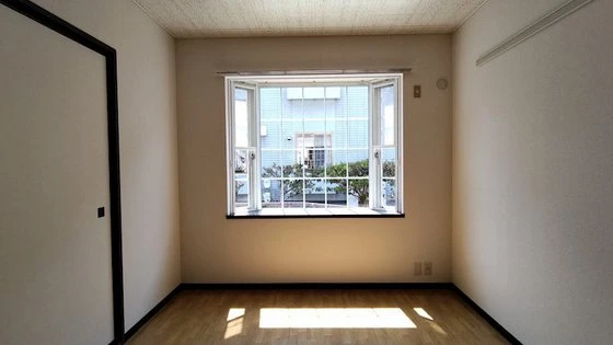 ドミ・アゼリアⅡ D