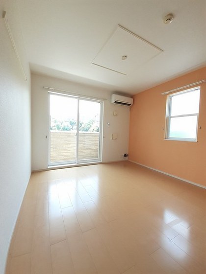 グレイス ヴィラ B