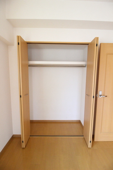 ル・サンク西市