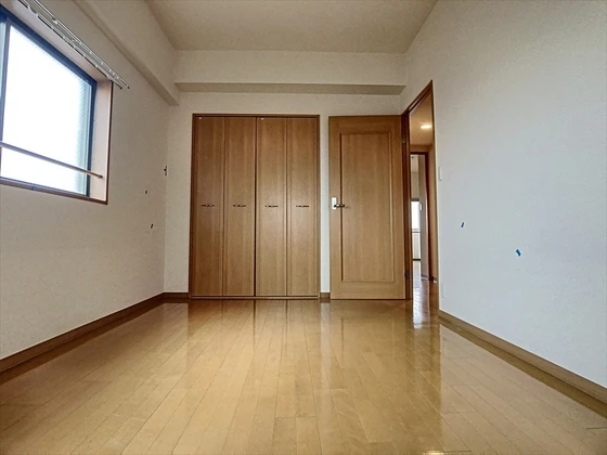 ル・サンク西市