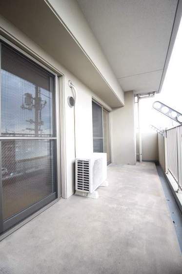 ル・サンク西市