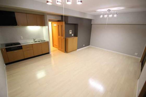 ル・サンク西市