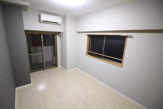 ル・サンク西市