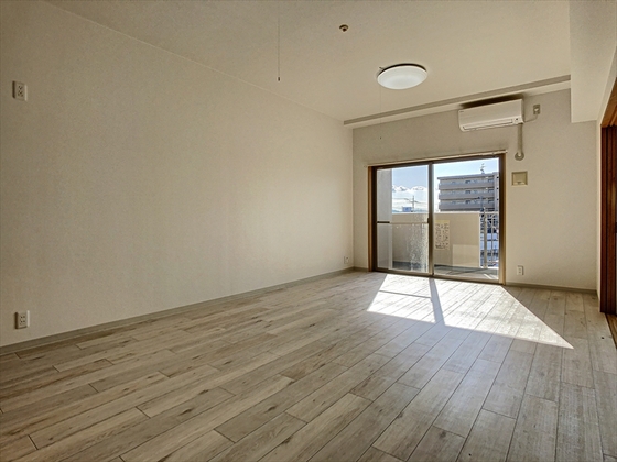 ル・サンク西市