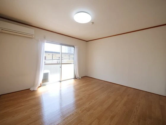 サンロイヤル豊成