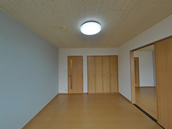 シェーンブルグE棟