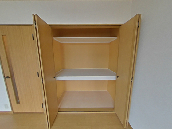 シェーンブルグE棟