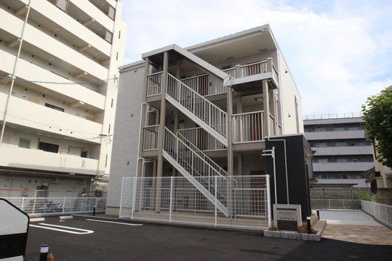 ファイン セイバリー