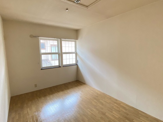 センチュリー・妹尾 A