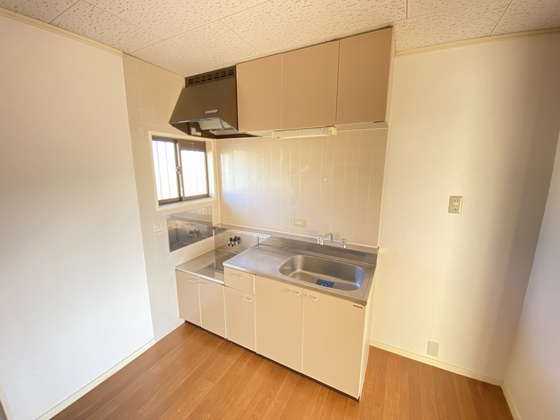 ルミエール萩原2