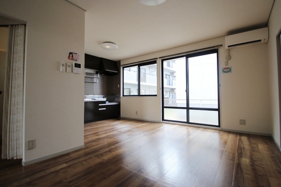 エントピア芳泉 B棟