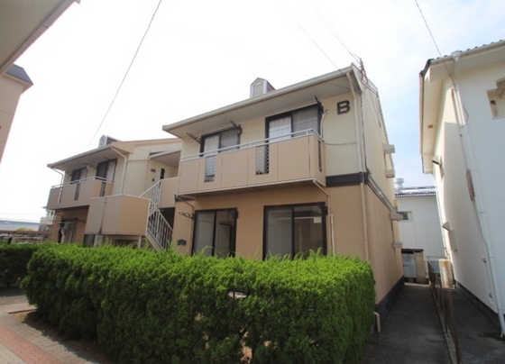 エントピア芳泉 B棟