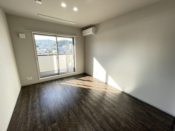 マルベリーフィールド伴東