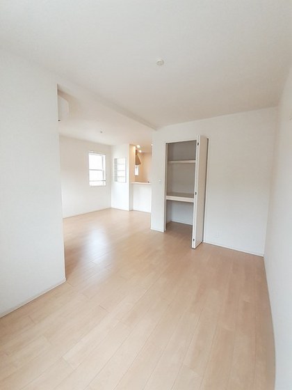 カレントレジデンス B