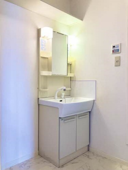 プリムべール城東 弐番館