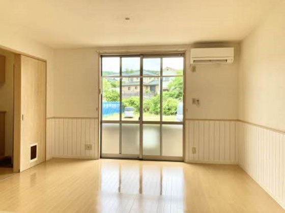 プリムべール城東 弐番館