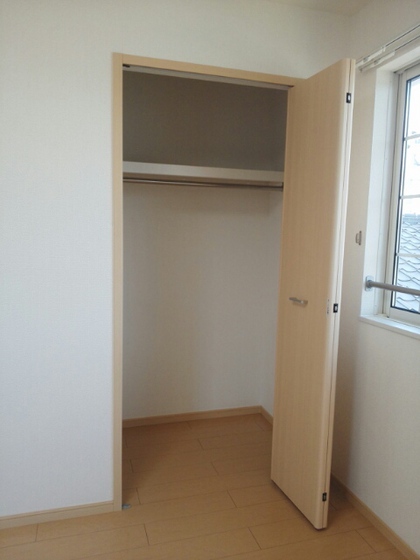 クラレットヒルズ