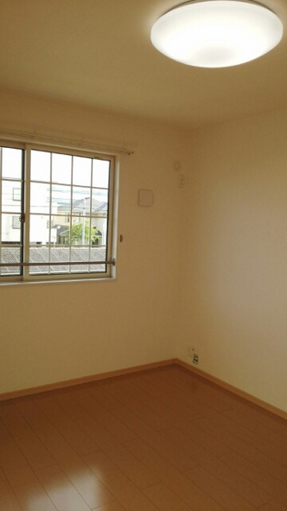 クラレットヒルズ