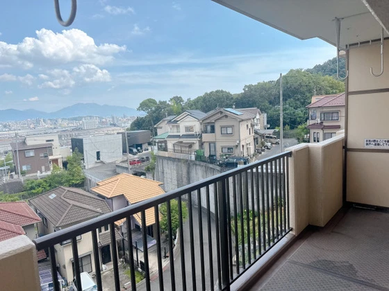 エメラルドマンション中山南壱番館