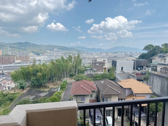 エメラルドマンション中山南壱番館