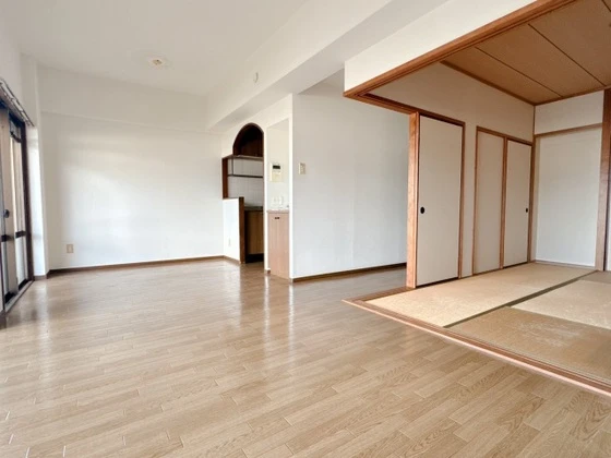 エメラルドマンション中山南壱番館