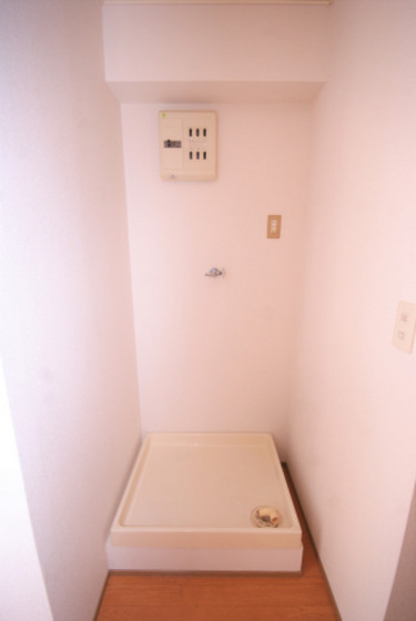 シティハイム己斐 A棟