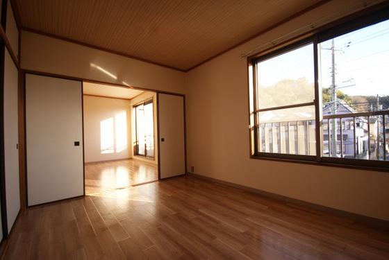 シティハイム己斐 A棟