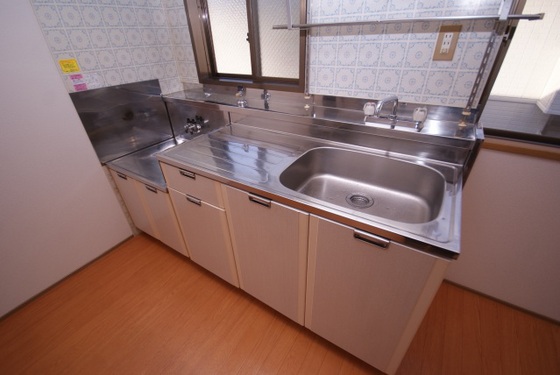 シティハイム己斐 A棟