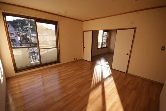 シティハイム己斐 A棟