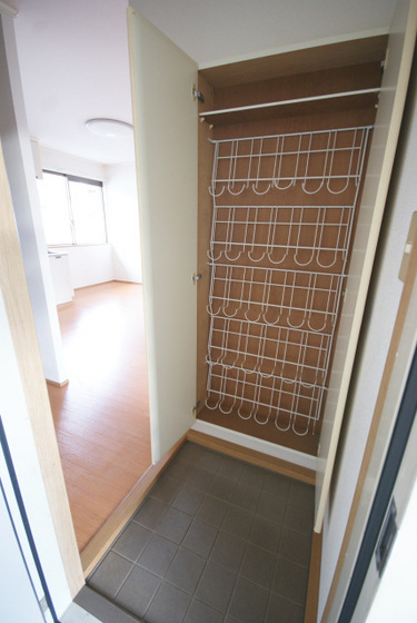 シティハイム己斐 A棟