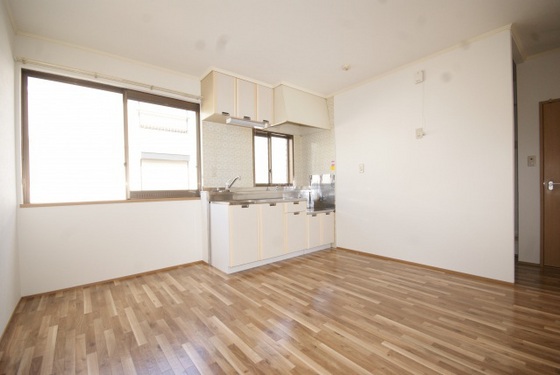 シティハイム己斐 A棟