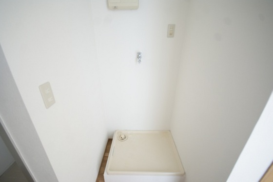 シティハイム己斐 A棟