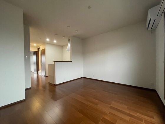 カバメゾン海岸通