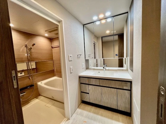 ライオンズタワー岡山千日前