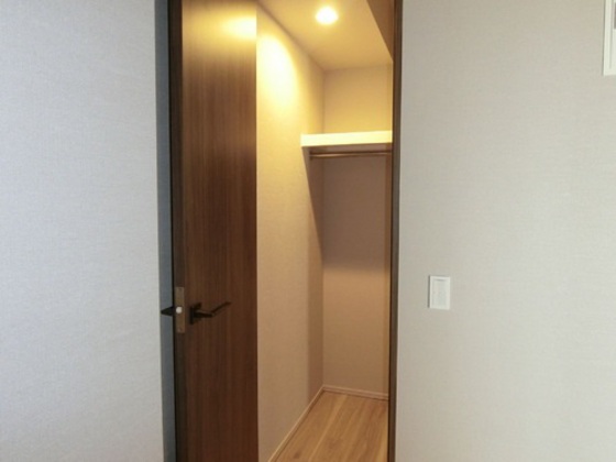 ライオンズタワー岡山千日前