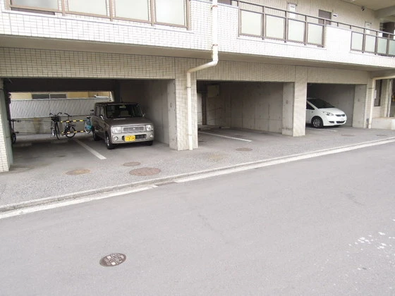 グランデュール医大南