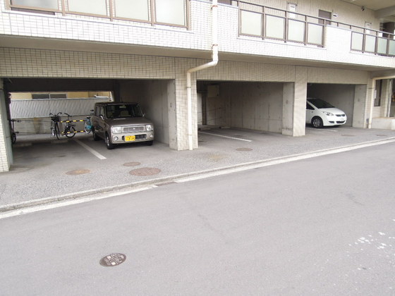 グランデュール医大南