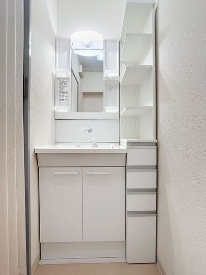 グランデュール医大南